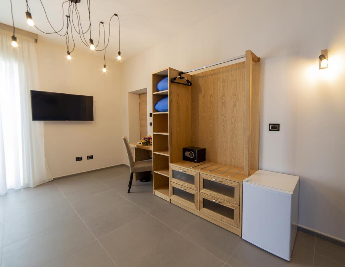 Balneum Rooms & Spa Mirabella Eclano Bagian luar foto
